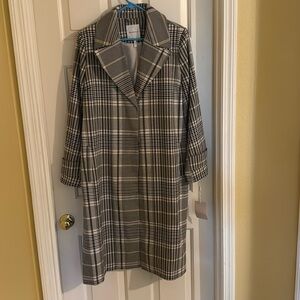 Brand new light weight coat - all lined